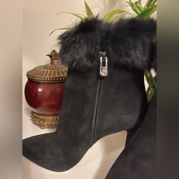 Antonio Melani Black Ankle Boots - Picture 8 of 11